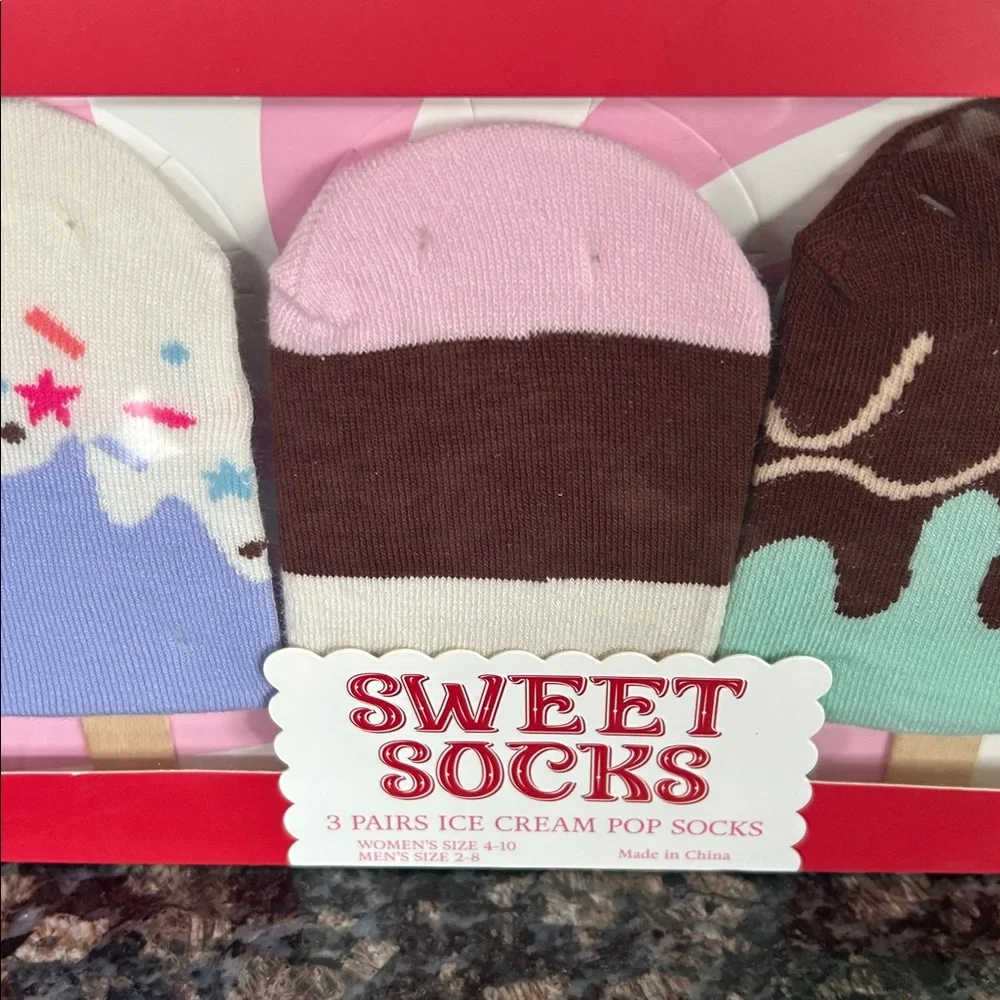 SWEET SOCKS ICE CREAM POP SOCKS WOMEN SIZE 4-10 NWT